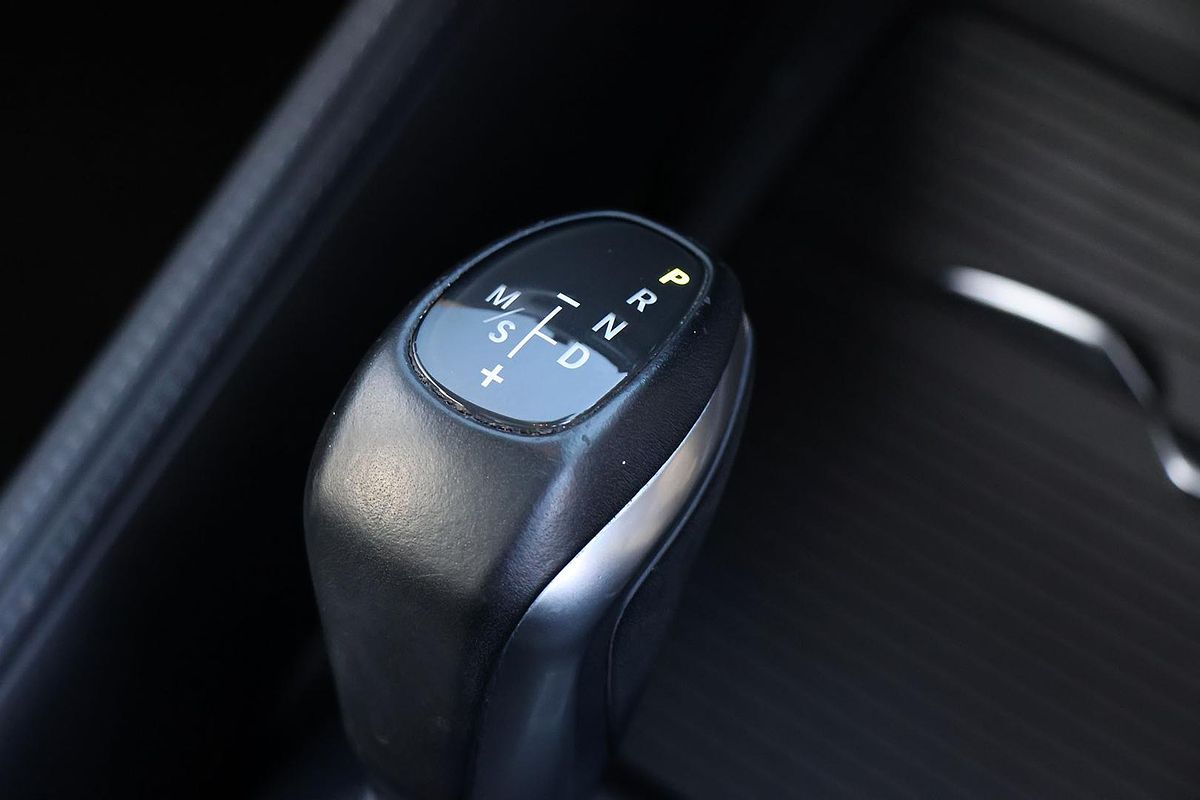 2016 BMW X1 sDrive18d F48