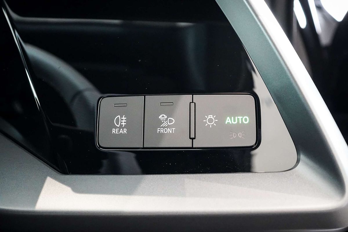2024 Audi A3 35 TFSI S line GY