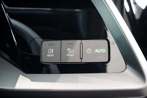 2024 Audi A3 35 TFSI S line GY