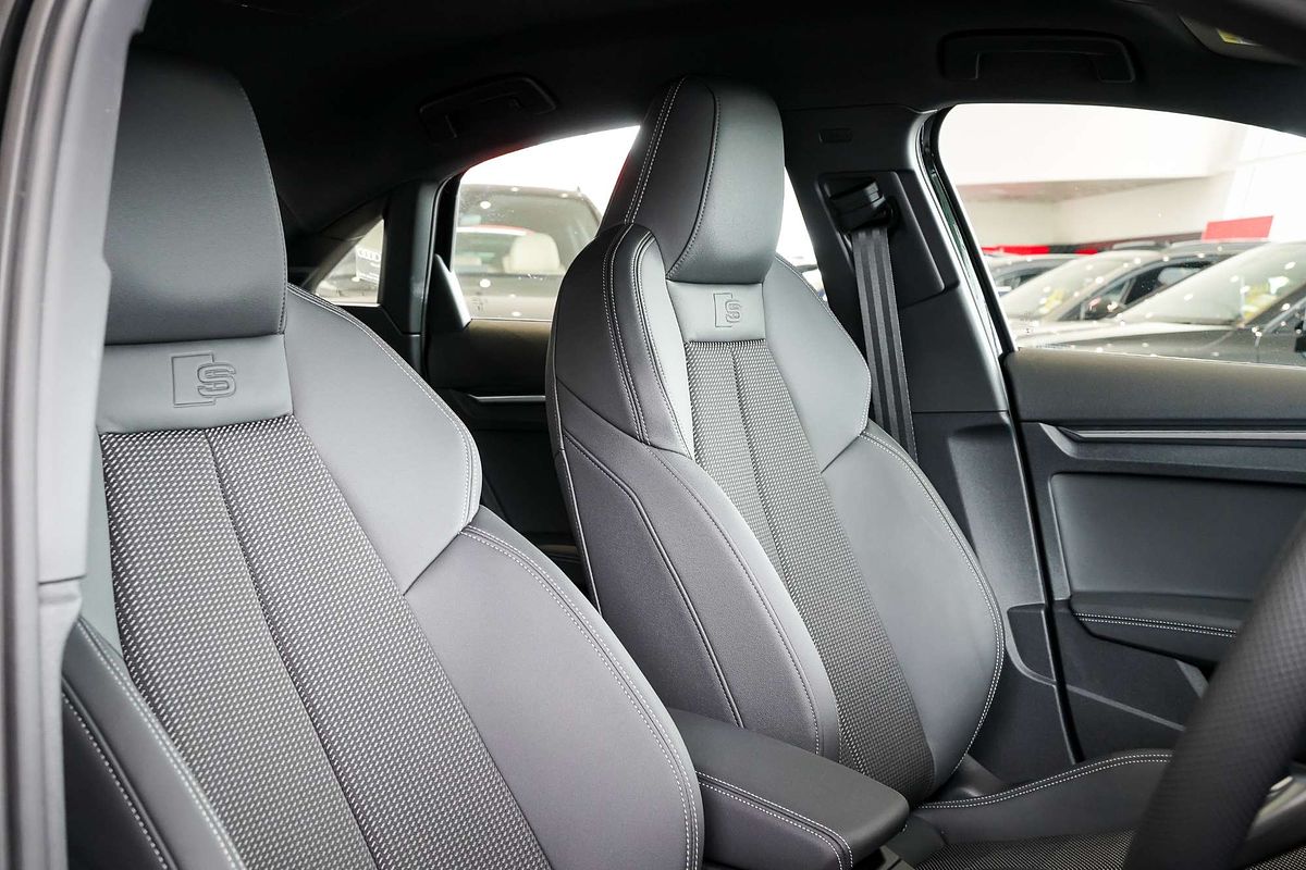 2024 Audi A3 35 TFSI S line GY