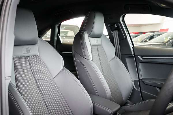 2024 Audi A3 35 TFSI S line GY