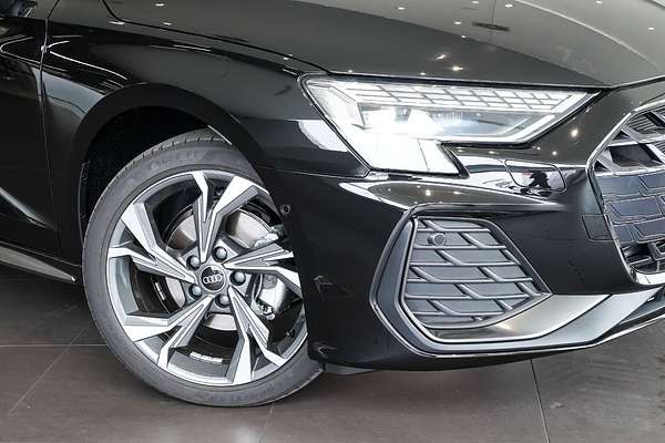 2024 Audi A3 35 TFSI S line GY