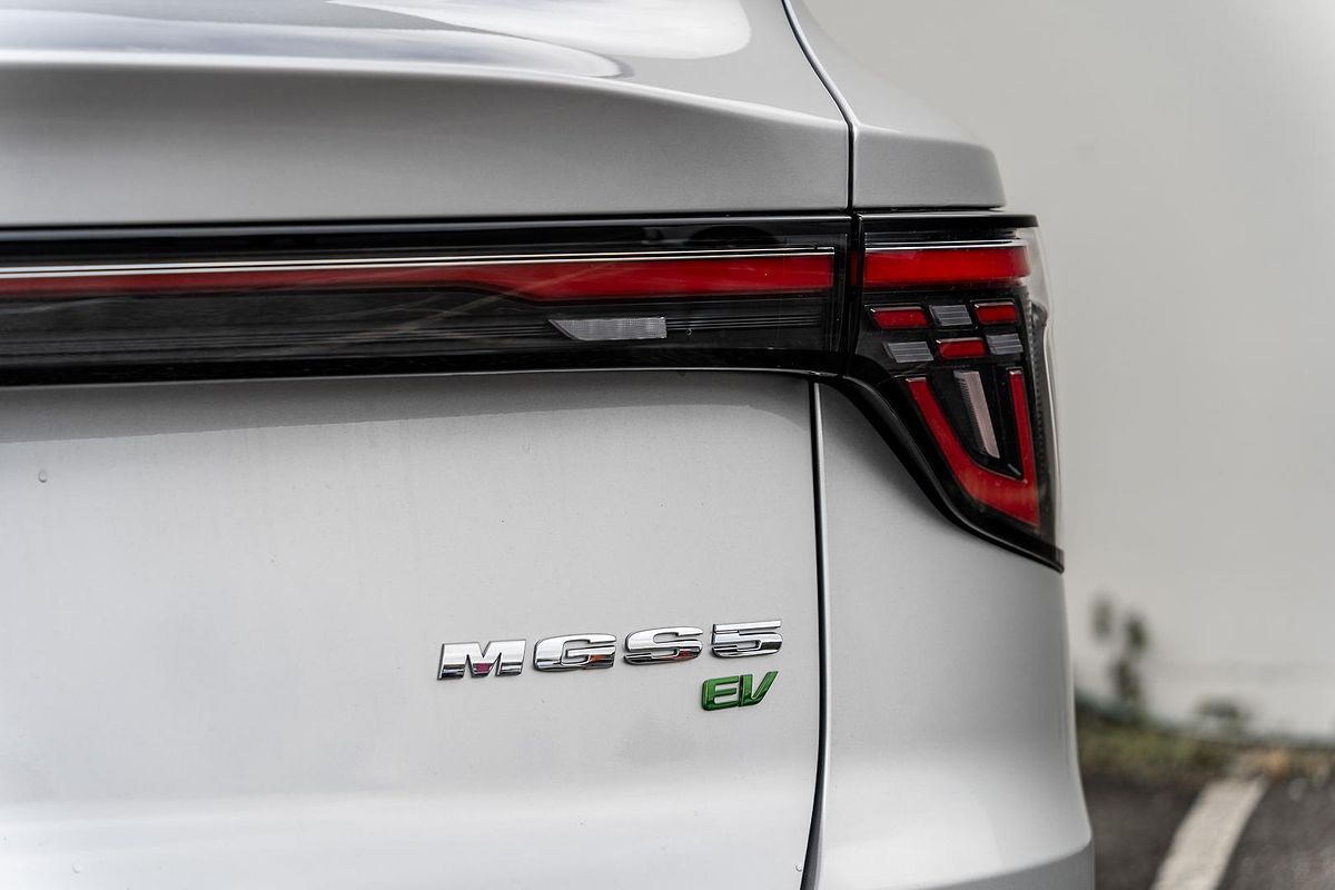 2025 MG MGS5 EV Essence 62 ZS3EM