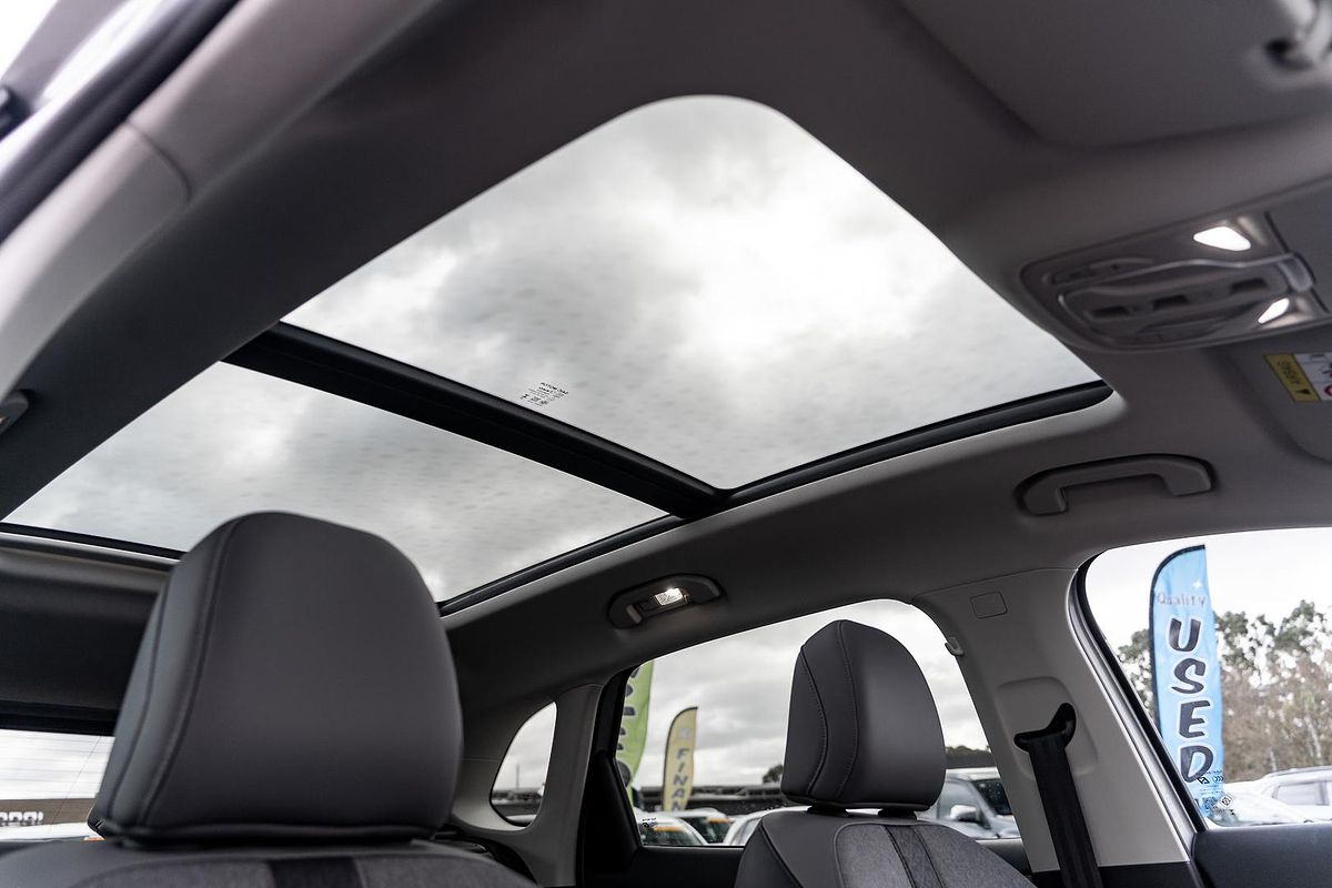 2025 MG MGS5 EV Essence 62 ZS3EM