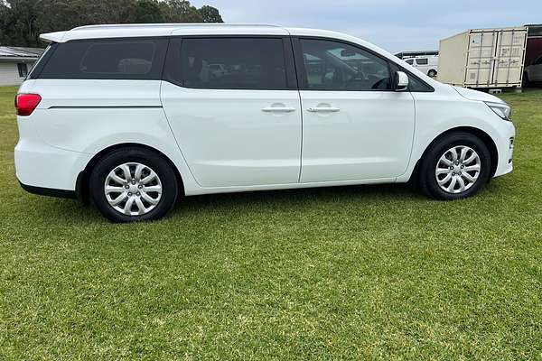 2018 Kia Carnival S YP