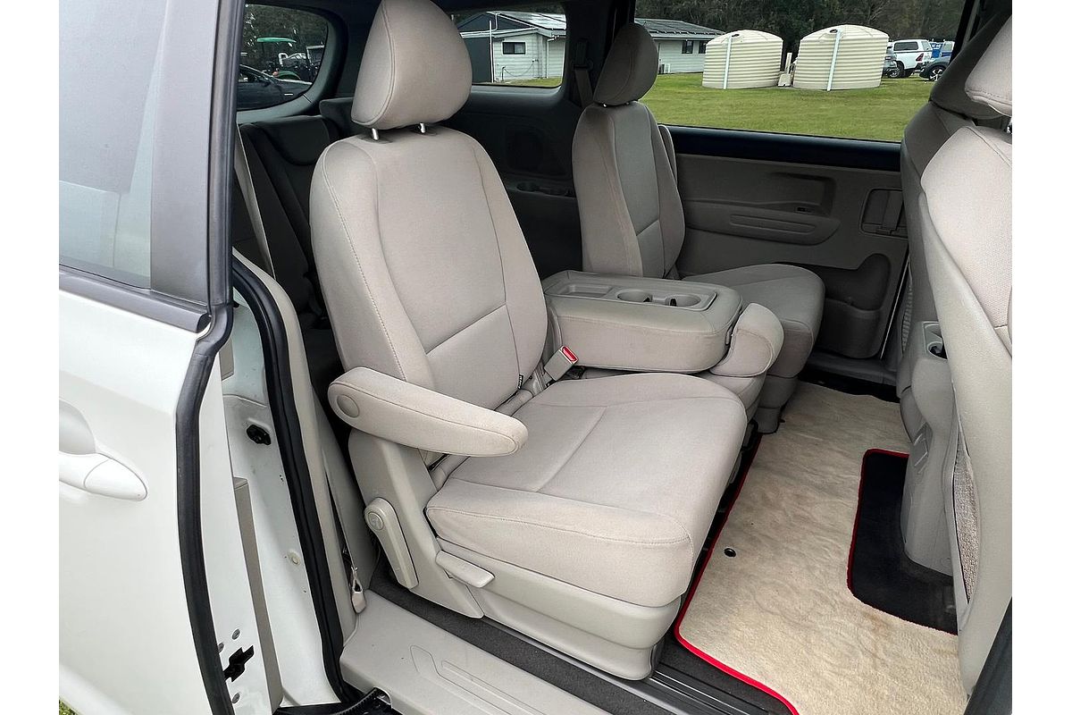 2018 Kia Carnival S YP