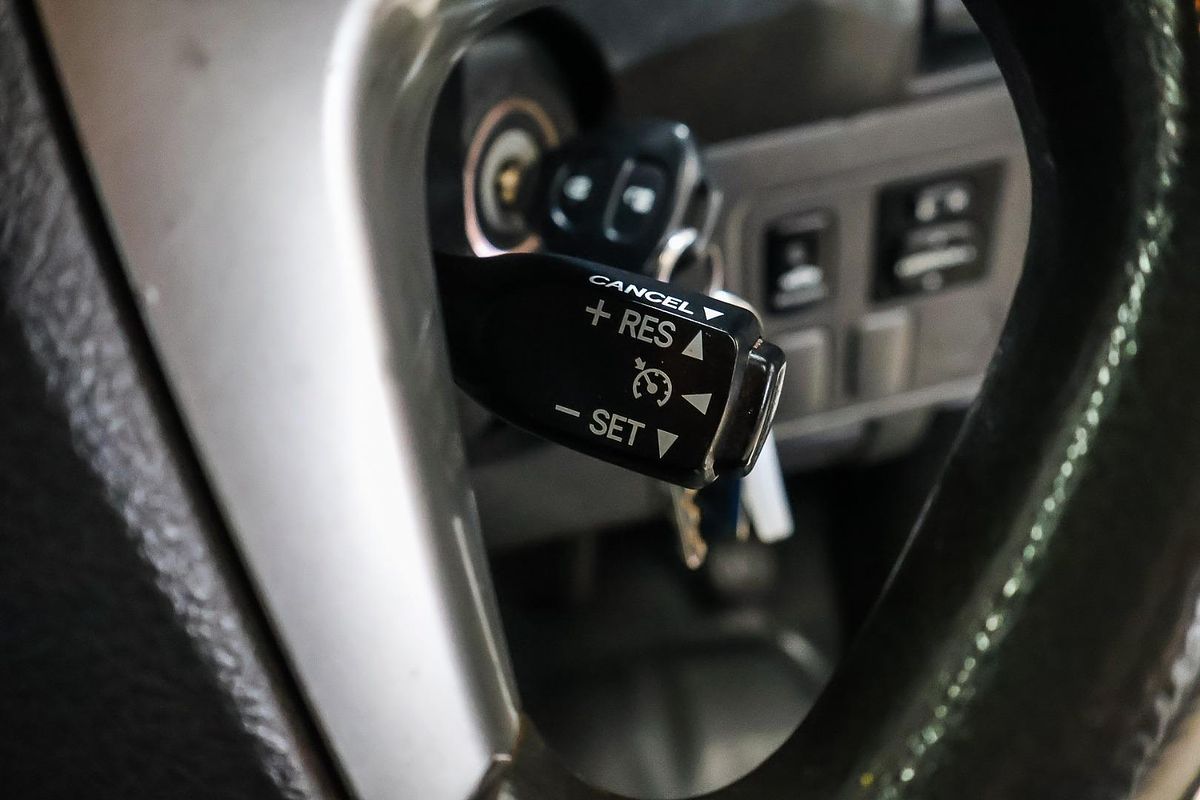 2012 Toyota Hilux SR KUN26R 4X4