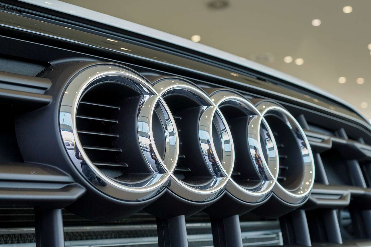 2024 Audi Q2 40 TFSI S line GA