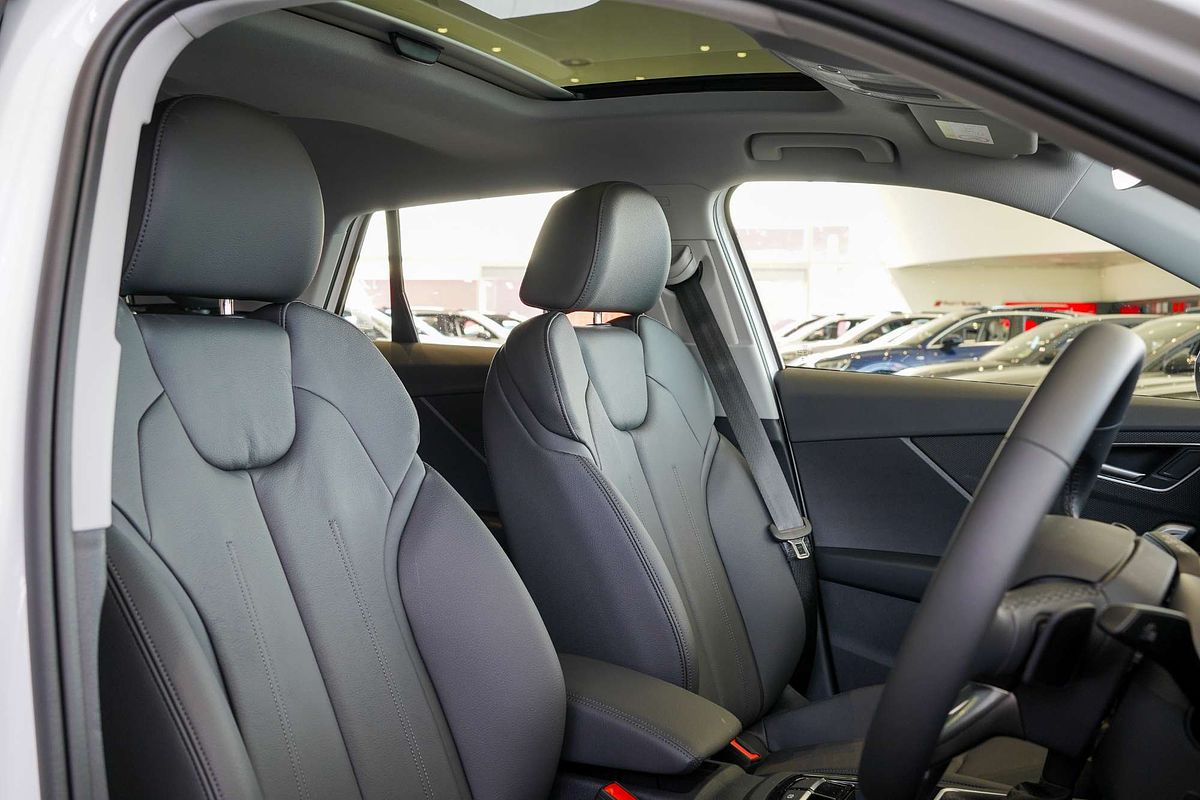 2024 Audi Q2 40 TFSI S line GA