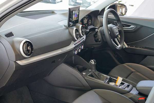 2024 Audi Q2 40 TFSI S line GA