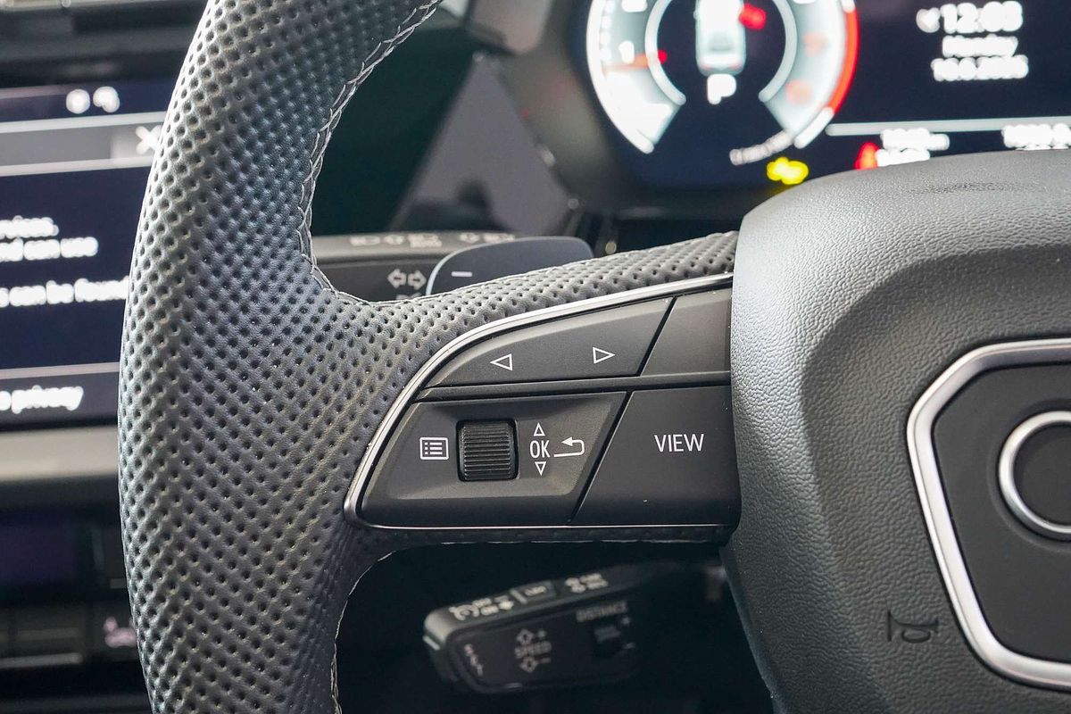 2024 Audi A3 35 TFSI S line GY