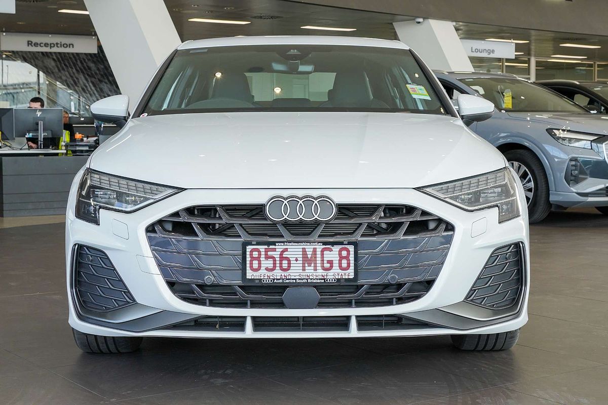 2024 Audi A3 35 TFSI S line GY