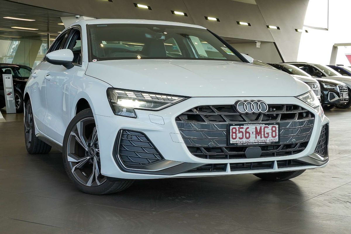 2024 Audi A3 35 TFSI S line GY