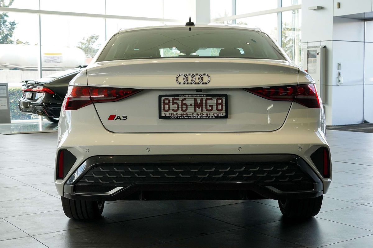 2024 Audi A3 35 TFSI S line GY