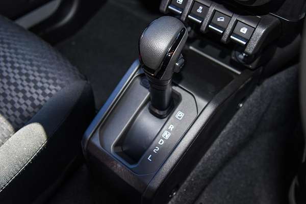 2025 Suzuki Jimny