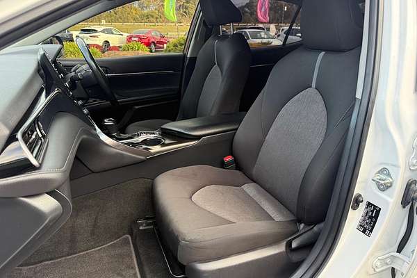 2022 Toyota Camry Ascent Sport AXVH70R