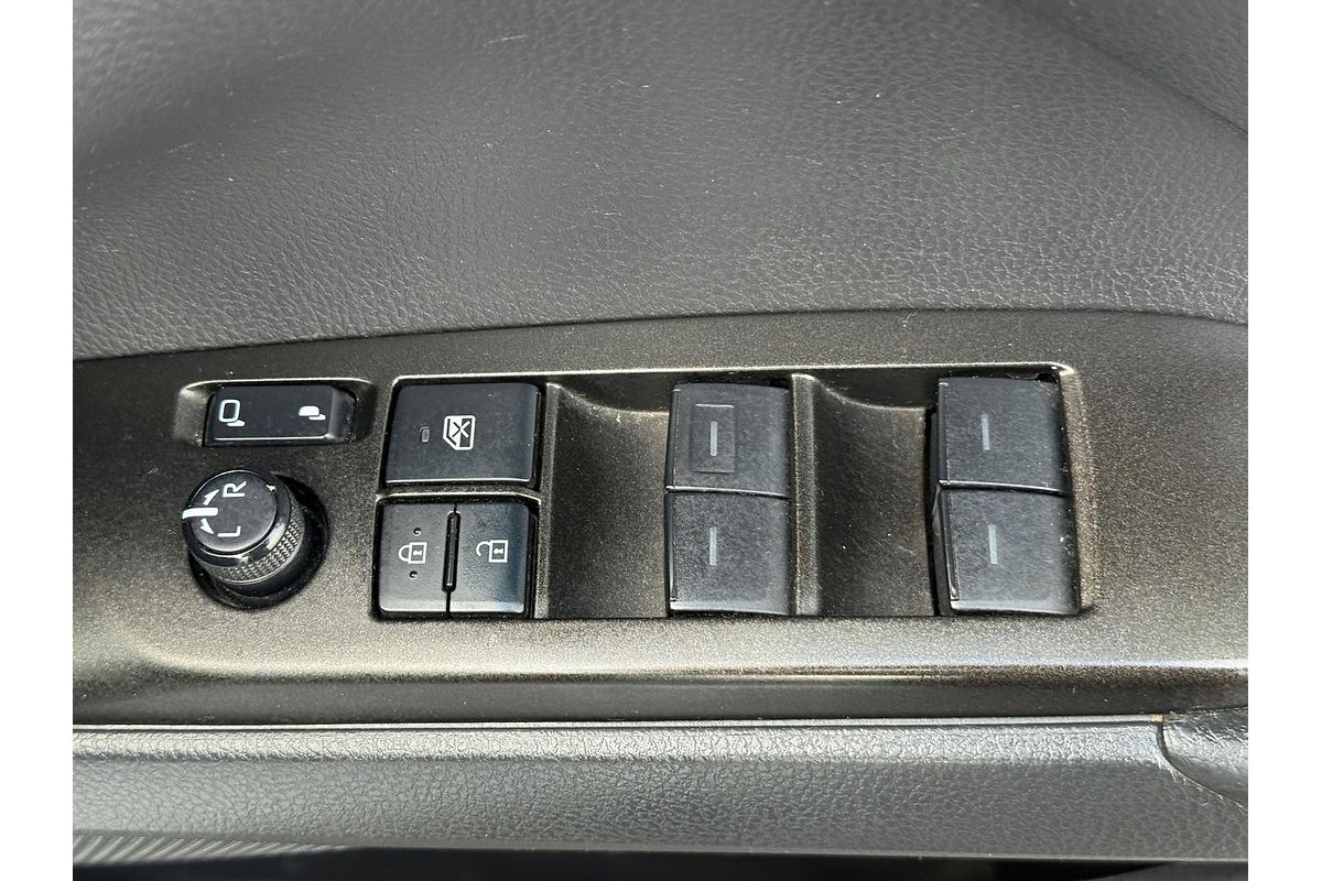 2022 Toyota Camry Ascent Sport AXVH70R