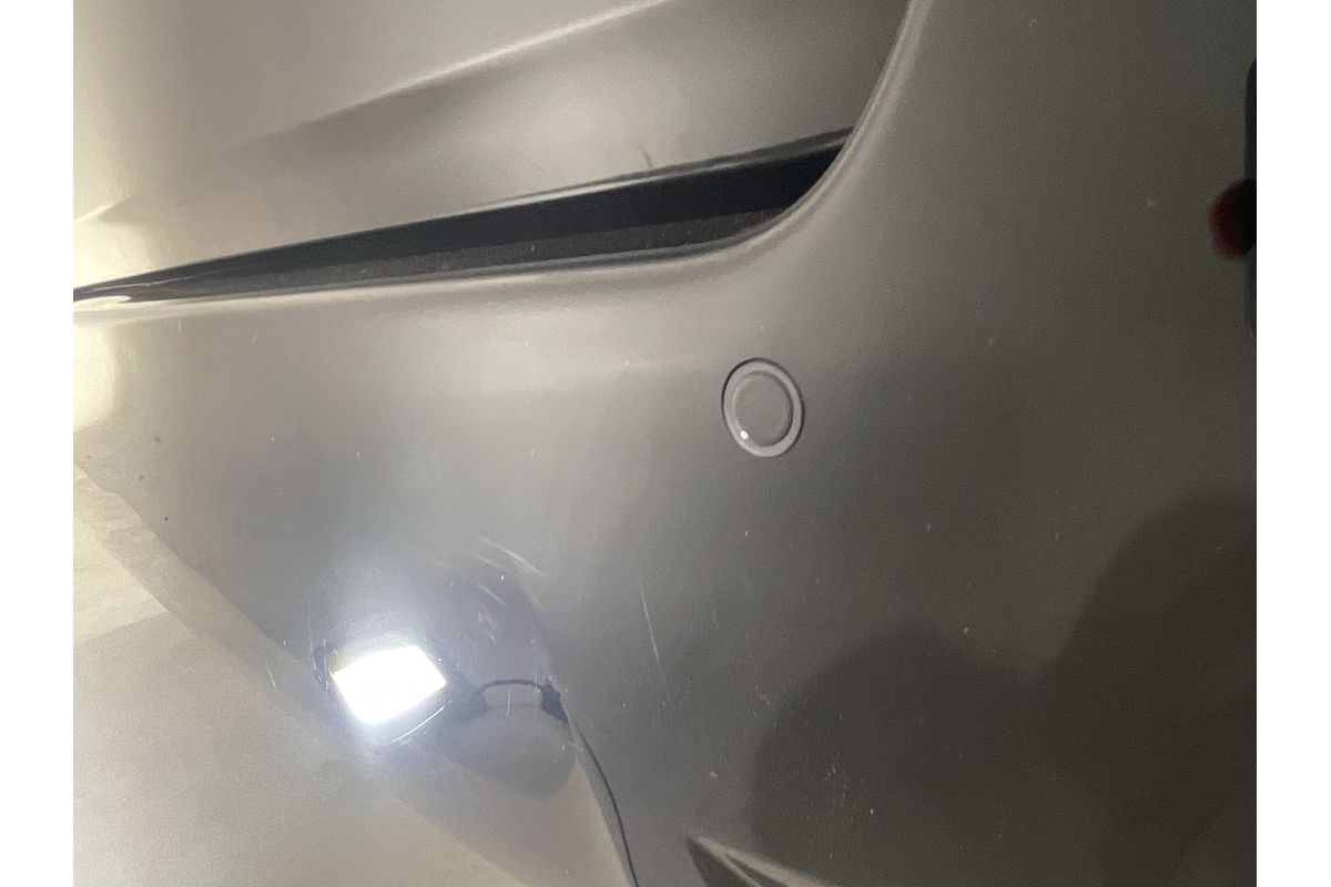 2019 Toyota Granvia VX GDH303R
