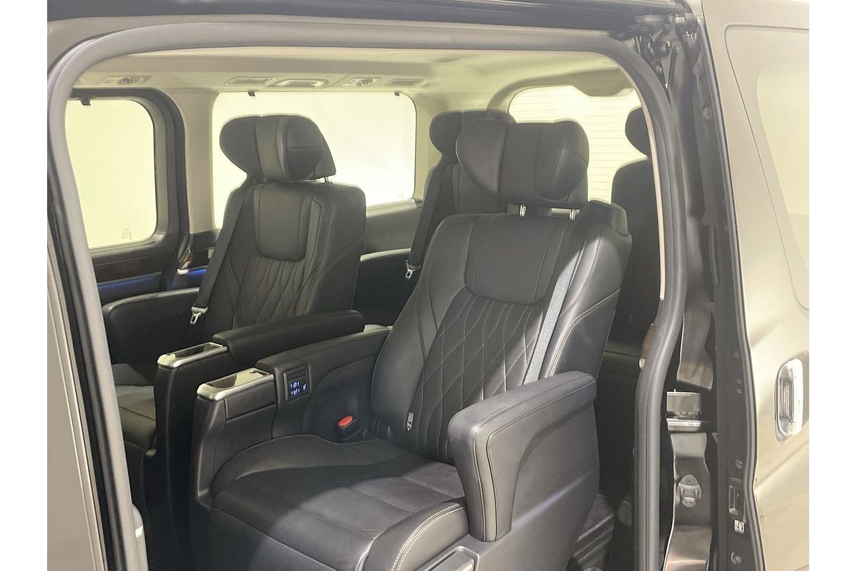 2019 Toyota Granvia VX GDH303R