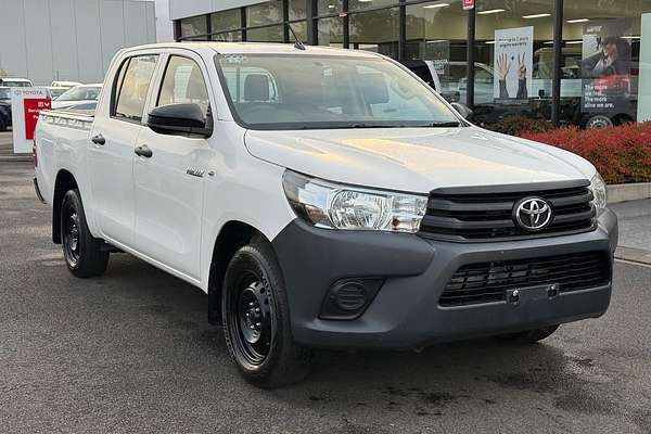 2016 Toyota Hilux Workmate TGN121R Rear Wheel Drive