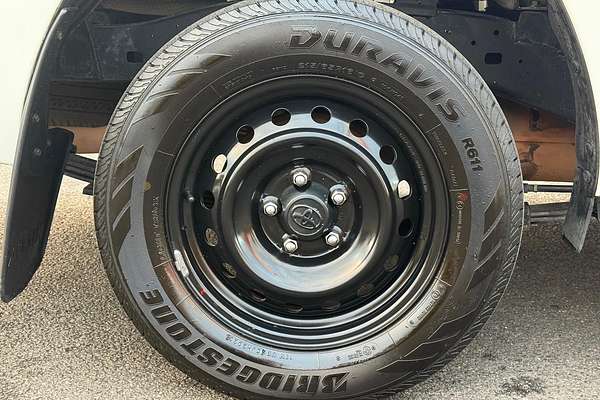 2016 Toyota Hilux Workmate TGN121R Rear Wheel Drive