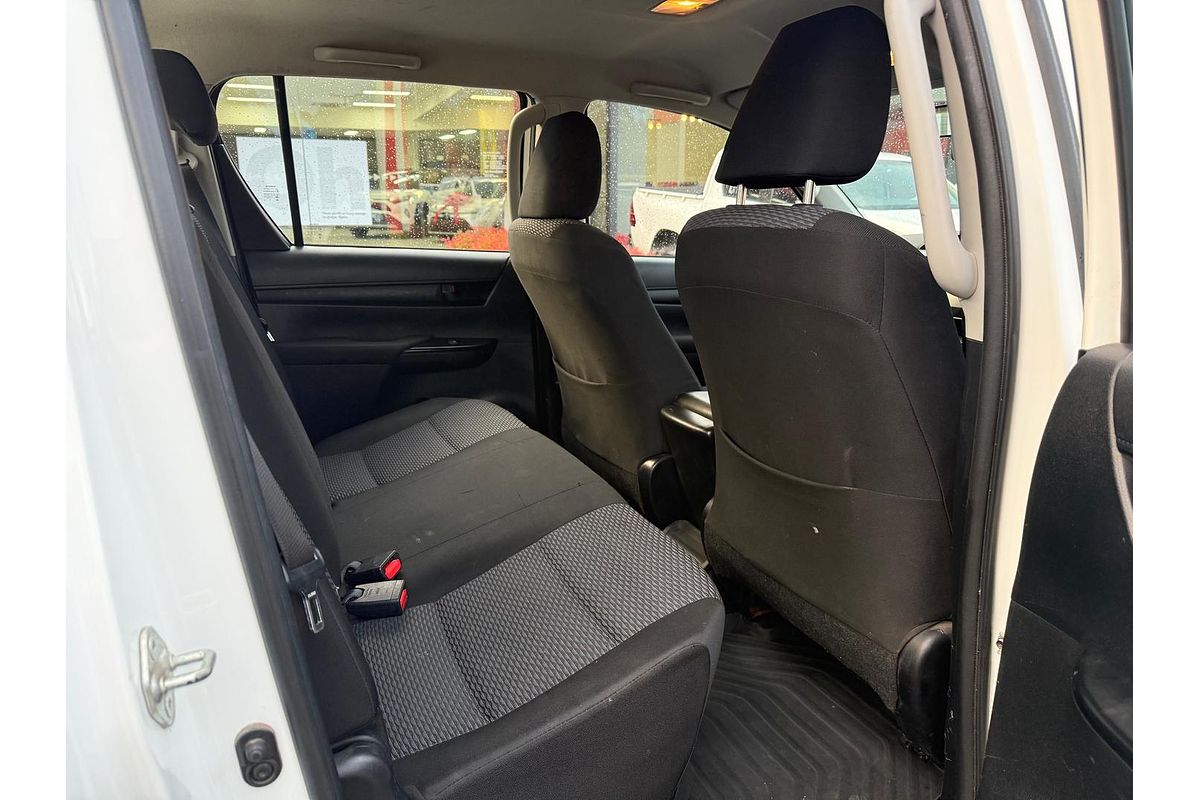 2016 Toyota Hilux Workmate TGN121R Rear Wheel Drive
