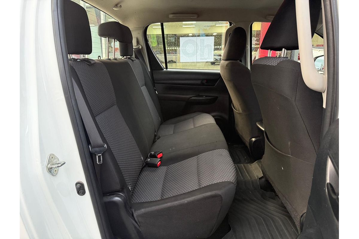 2016 Toyota Hilux Workmate TGN121R Rear Wheel Drive