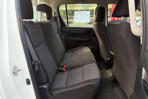 2016 Toyota Hilux Workmate TGN121R Rear Wheel Drive