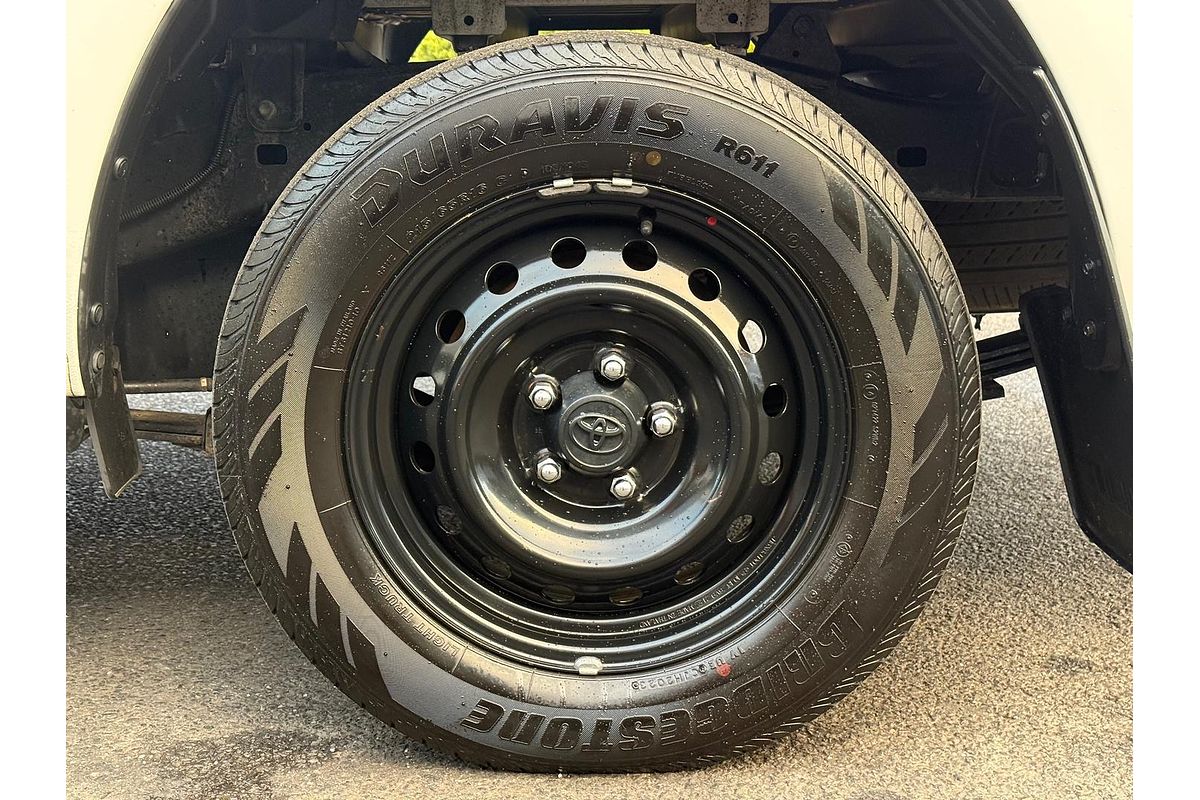 2016 Toyota Hilux Workmate TGN121R Rear Wheel Drive
