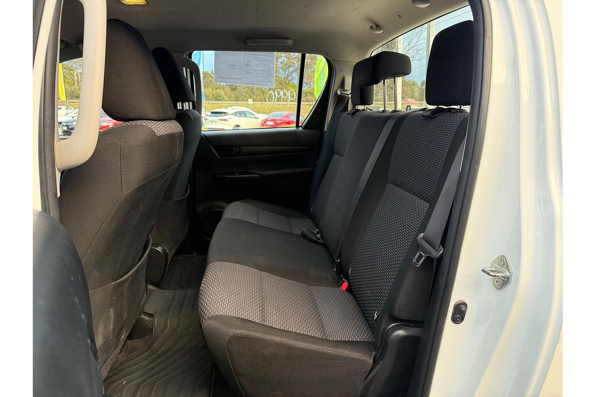 2016 Toyota Hilux Workmate TGN121R Rear Wheel Drive