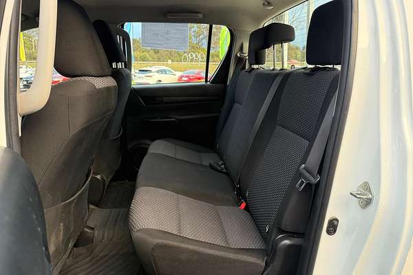 2016 Toyota Hilux Workmate TGN121R Rear Wheel Drive