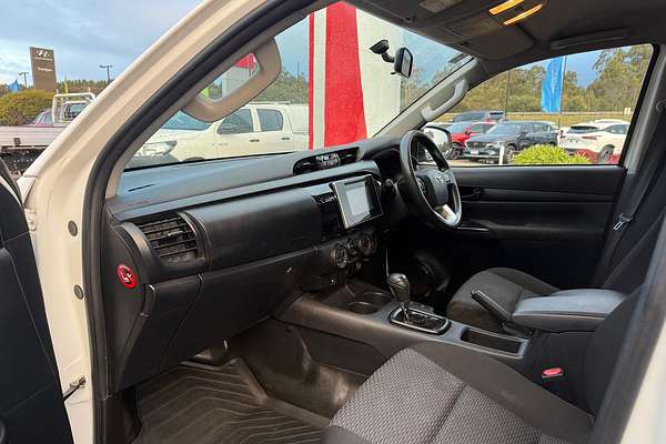 2016 Toyota Hilux Workmate TGN121R Rear Wheel Drive