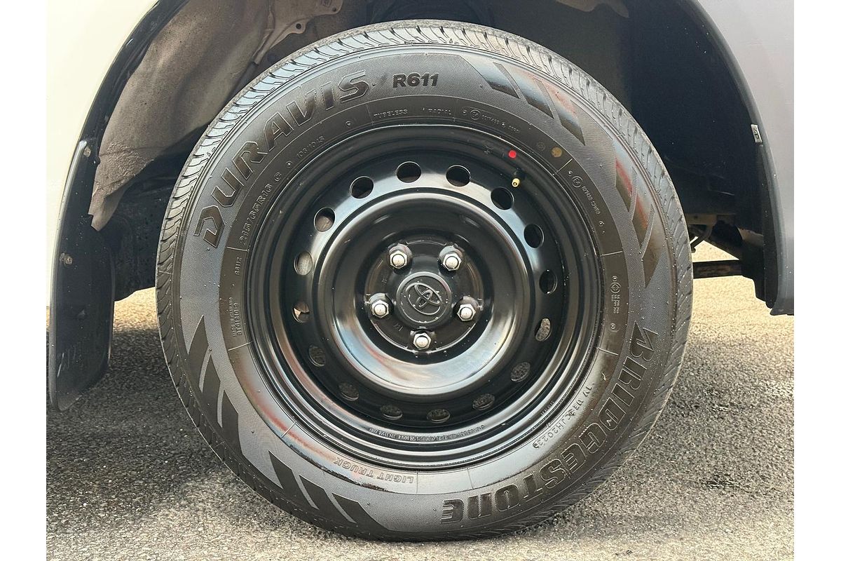 2016 Toyota Hilux Workmate TGN121R Rear Wheel Drive
