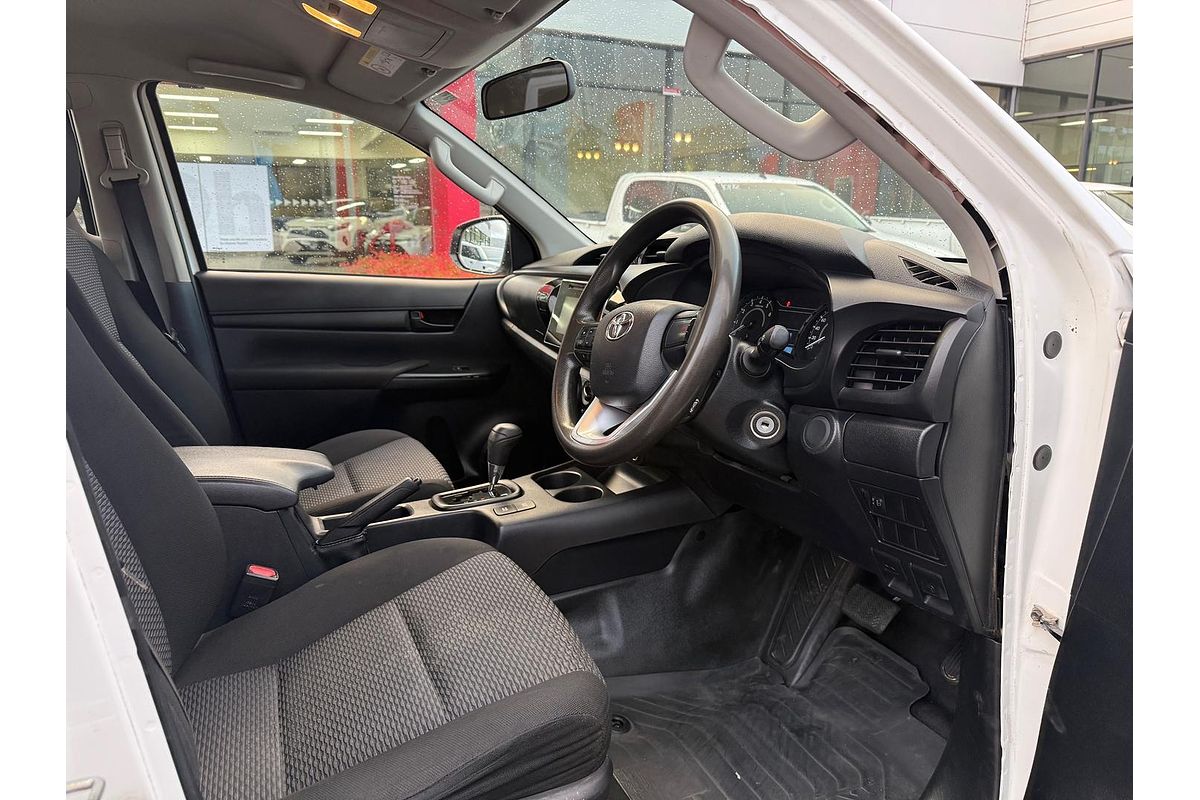 2016 Toyota Hilux Workmate TGN121R Rear Wheel Drive