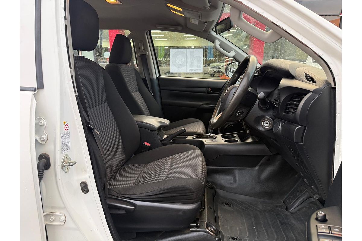 2016 Toyota Hilux Workmate TGN121R Rear Wheel Drive