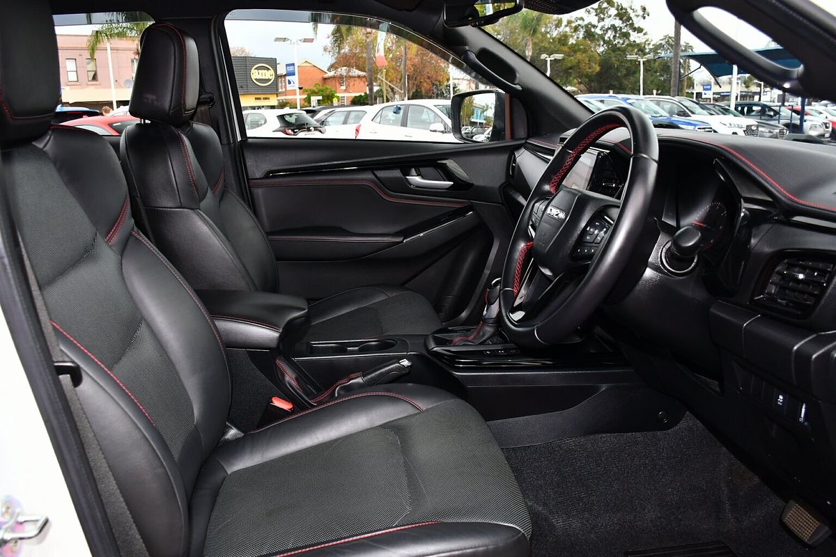 2022 Isuzu D-MAX X-TERRAIN 4X4