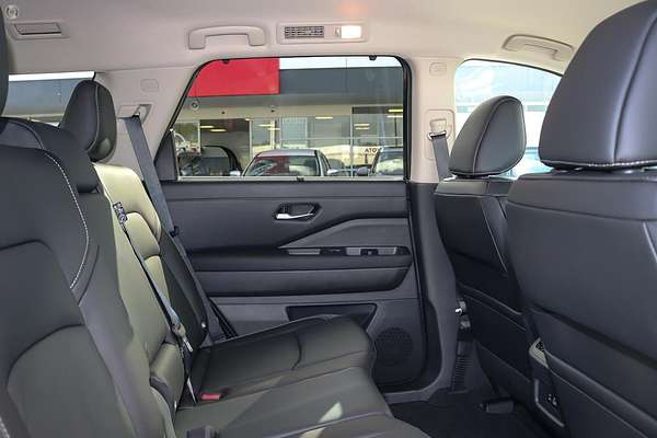 2024 Nissan Pathfinder Ti R53