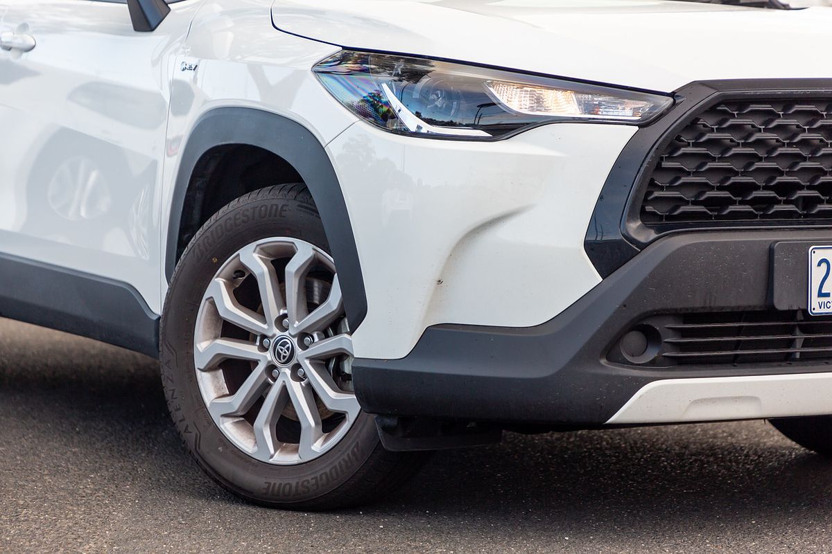 2024 Toyota Corolla Cross GX MXGH10R