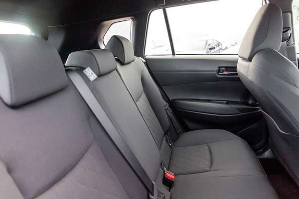 2024 Toyota Corolla Cross GX MXGH10R