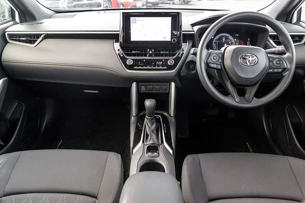2024 Toyota Corolla Cross GX MXGH10R