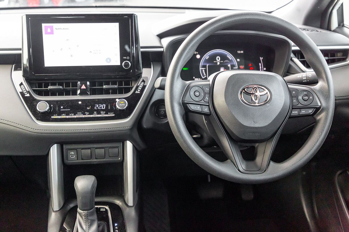 2024 Toyota Corolla Cross GX MXGH10R