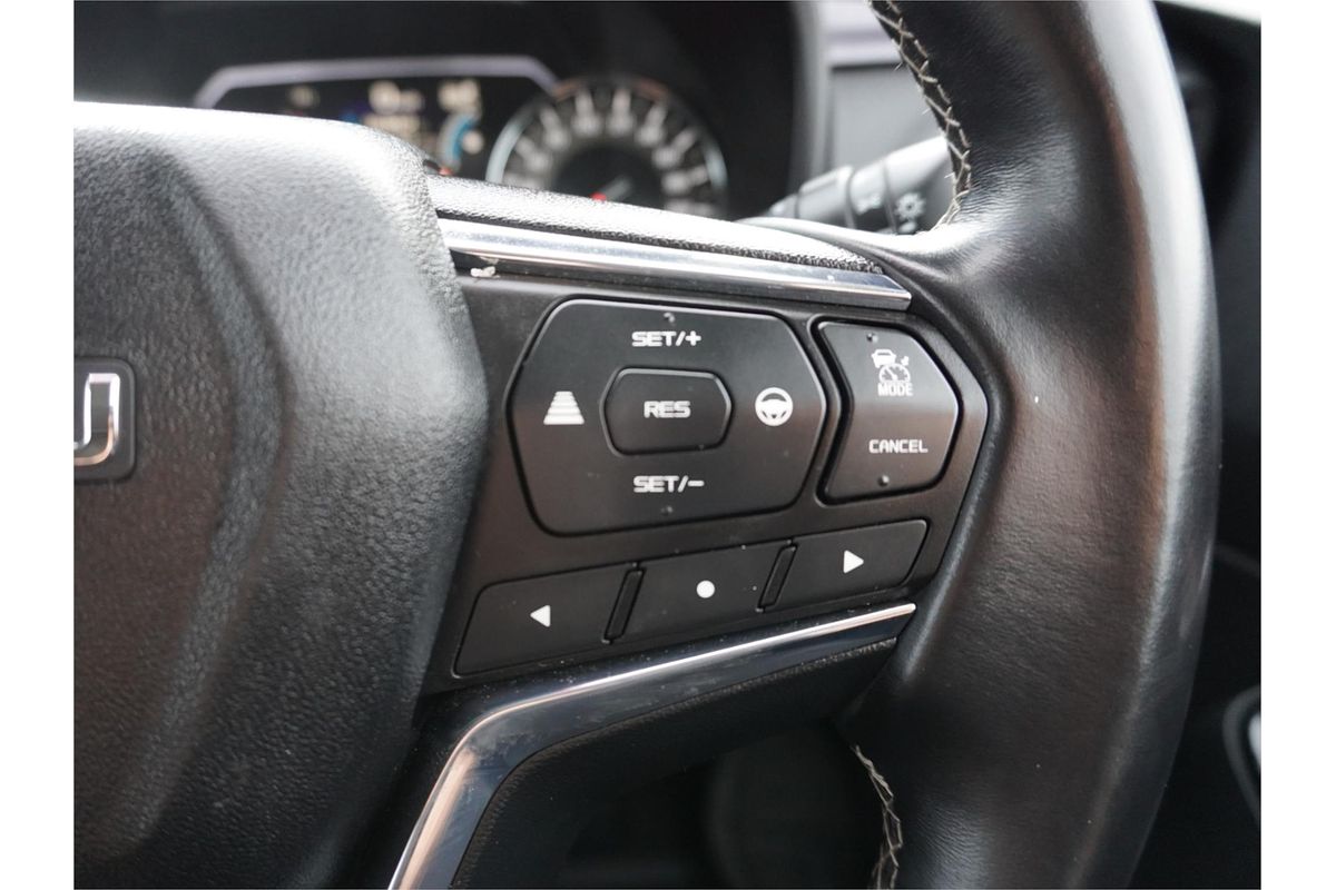 2023 Isuzu MU-X LS-U