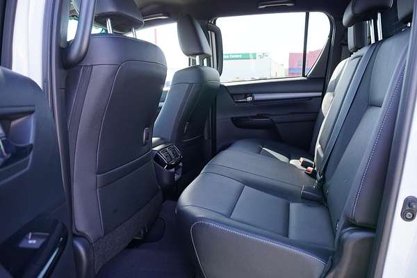 2024 Toyota Hilux Rogue 48V GUN126R 4X4