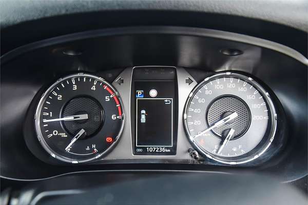 2020 Toyota Hilux SR GUN126R 4X4