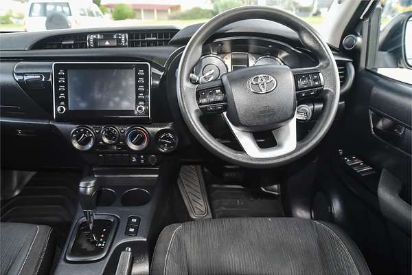 2020 Toyota Hilux SR GUN126R 4X4