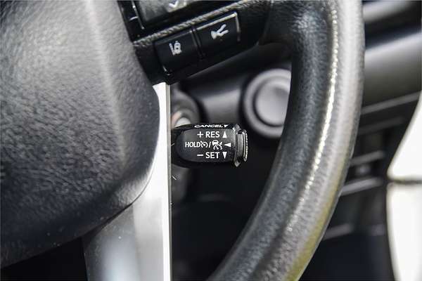 2020 Toyota Hilux SR GUN126R 4X4