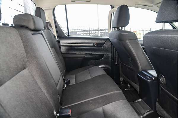 2020 Toyota Hilux SR GUN126R 4X4