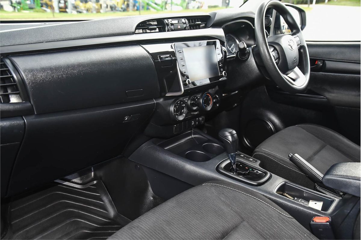2020 Toyota Hilux SR GUN126R 4X4