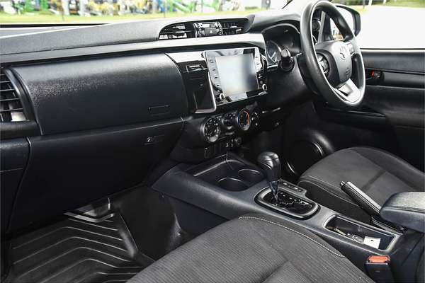 2020 Toyota Hilux SR GUN126R 4X4