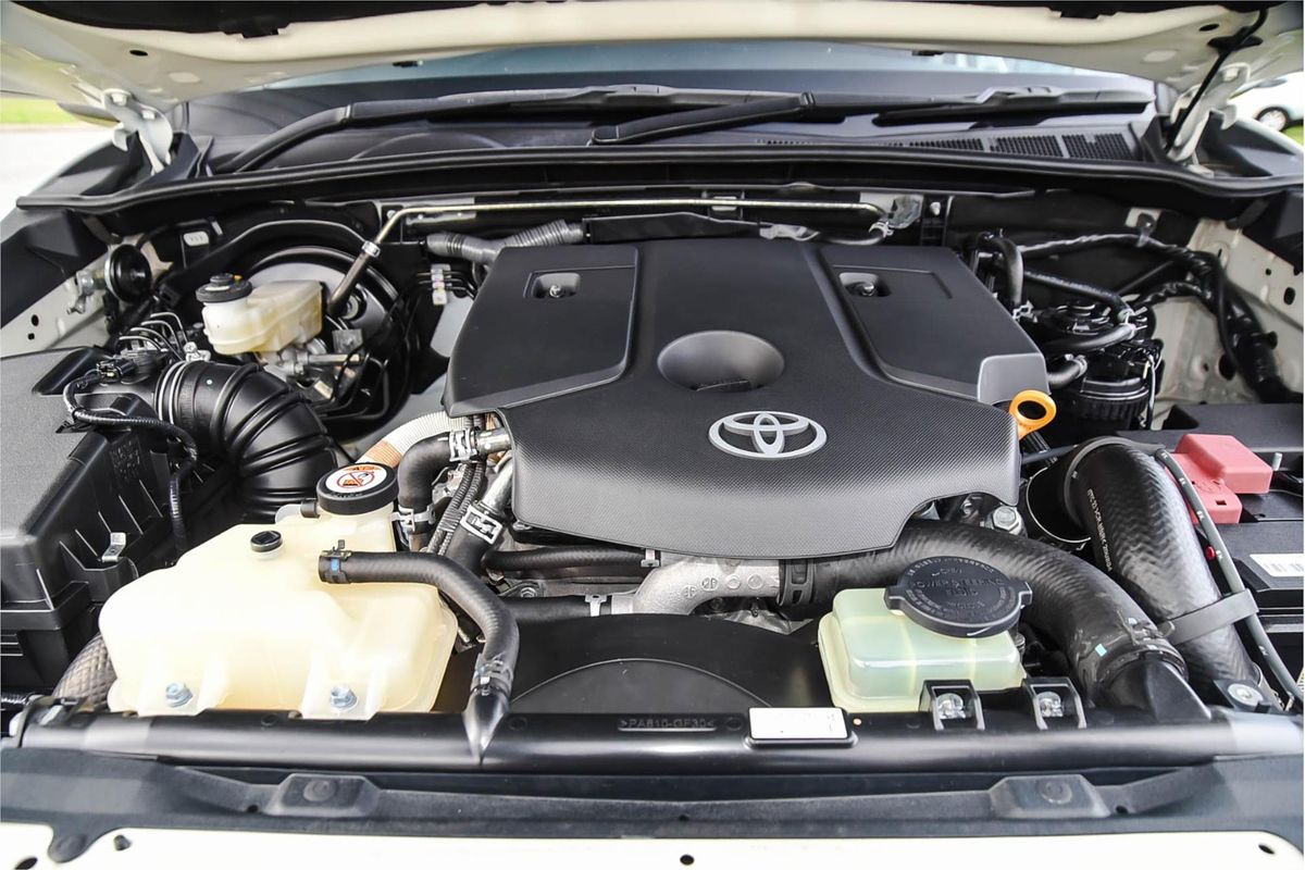 2020 Toyota Hilux SR GUN126R 4X4